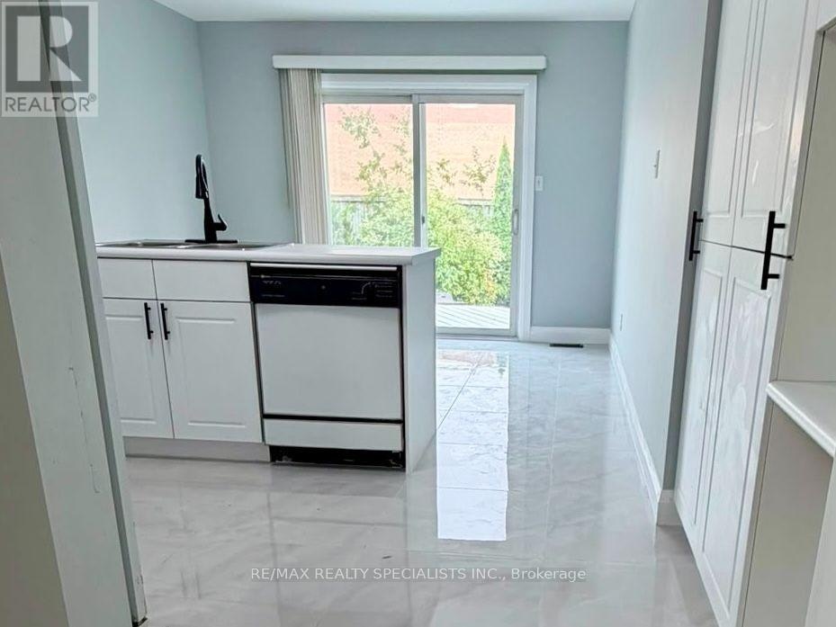 19-145 North Centre Road, London, ON, N5X 4C7 - 14