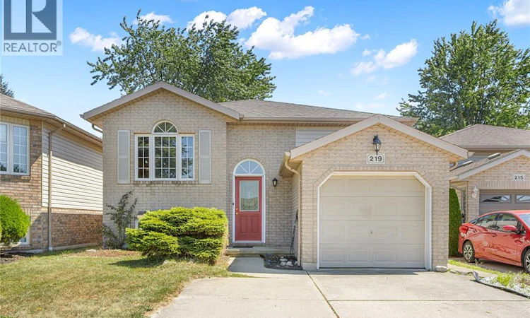 219 Greenfield Lane