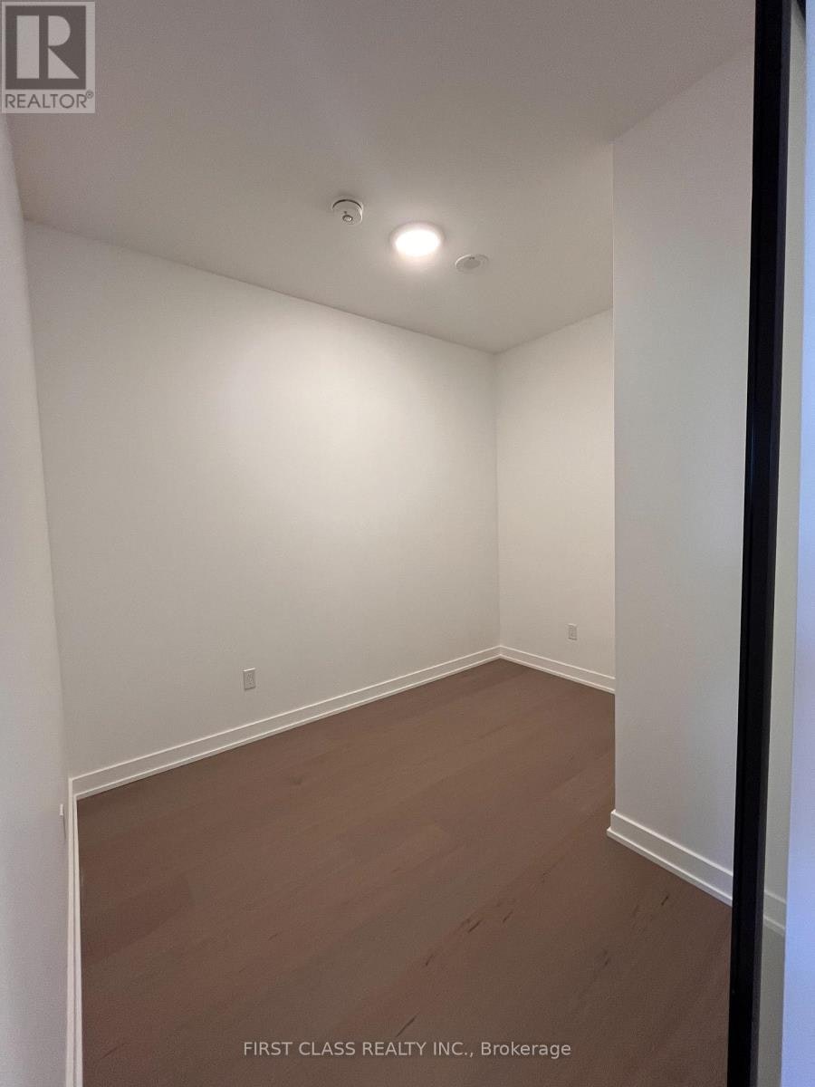 908-91 Montclair Avenue, Toronto, ON, M5P 0B1 - 6