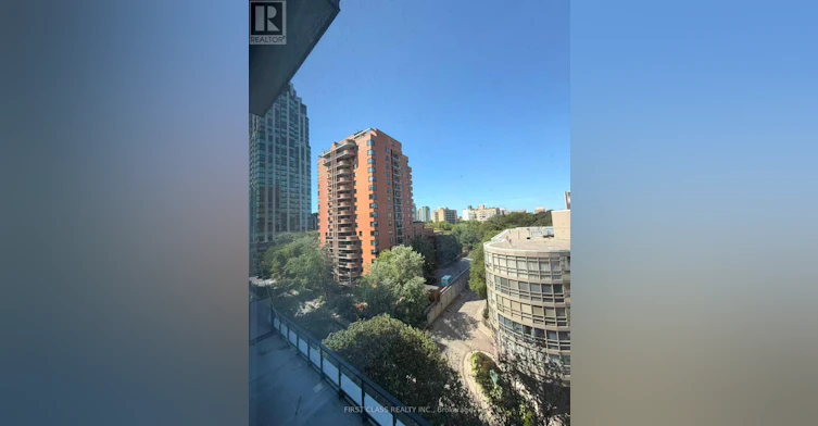 908-91 Montclair Avenue, Toronto, ON, M5P 0B1 - 12