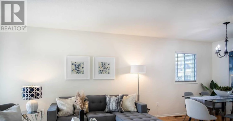 10 Bonnycastle Drive, Clarington, ON, L1C 4W5 - 4