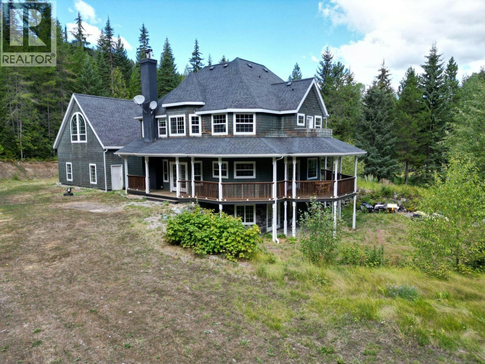 6016 Athelston Hartford Road, Grand Forks, BC, V0H 1H5
