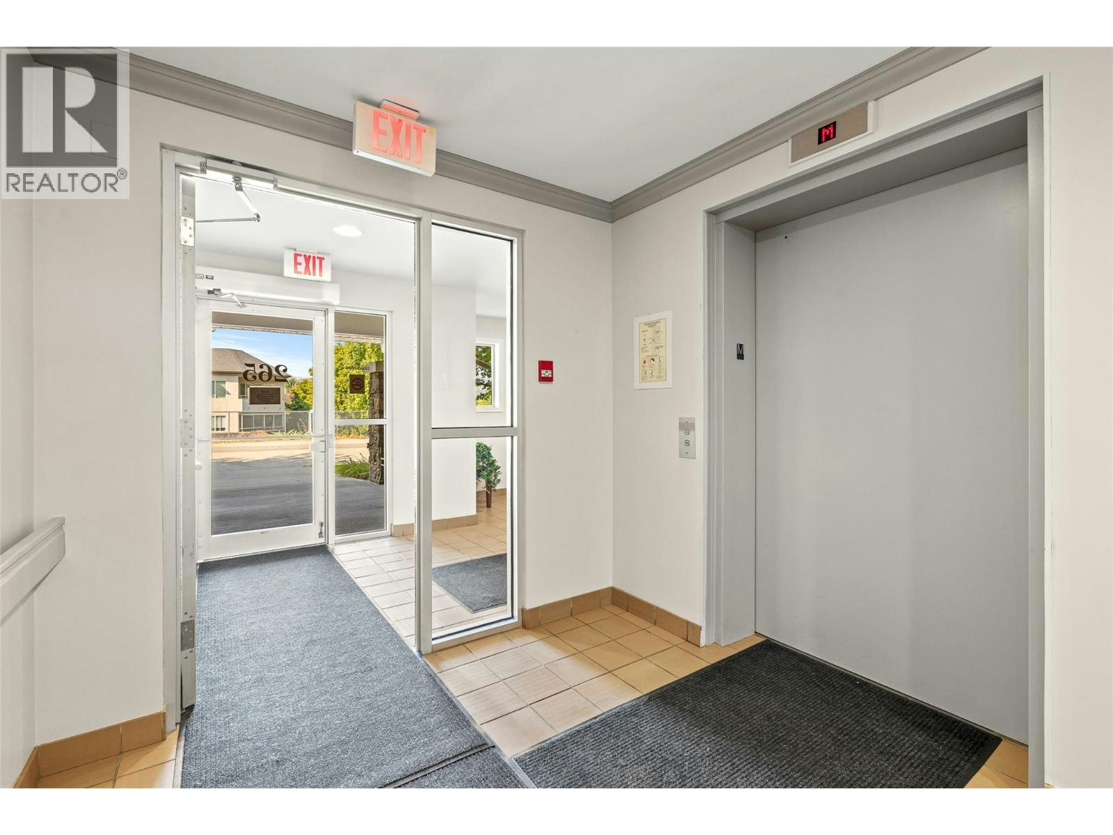 401-265 Froelich Road - 4