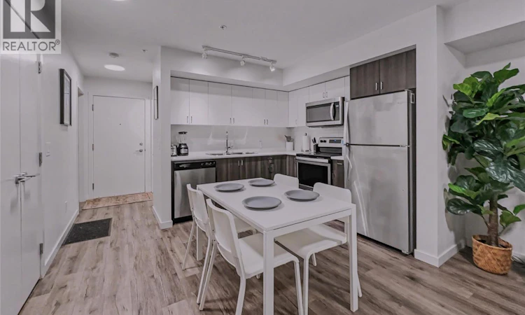 115-725 Academy Way