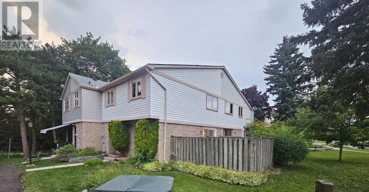 7-98 Falconer Drive, Mississauga, ON, L5N 1Y2 - 3