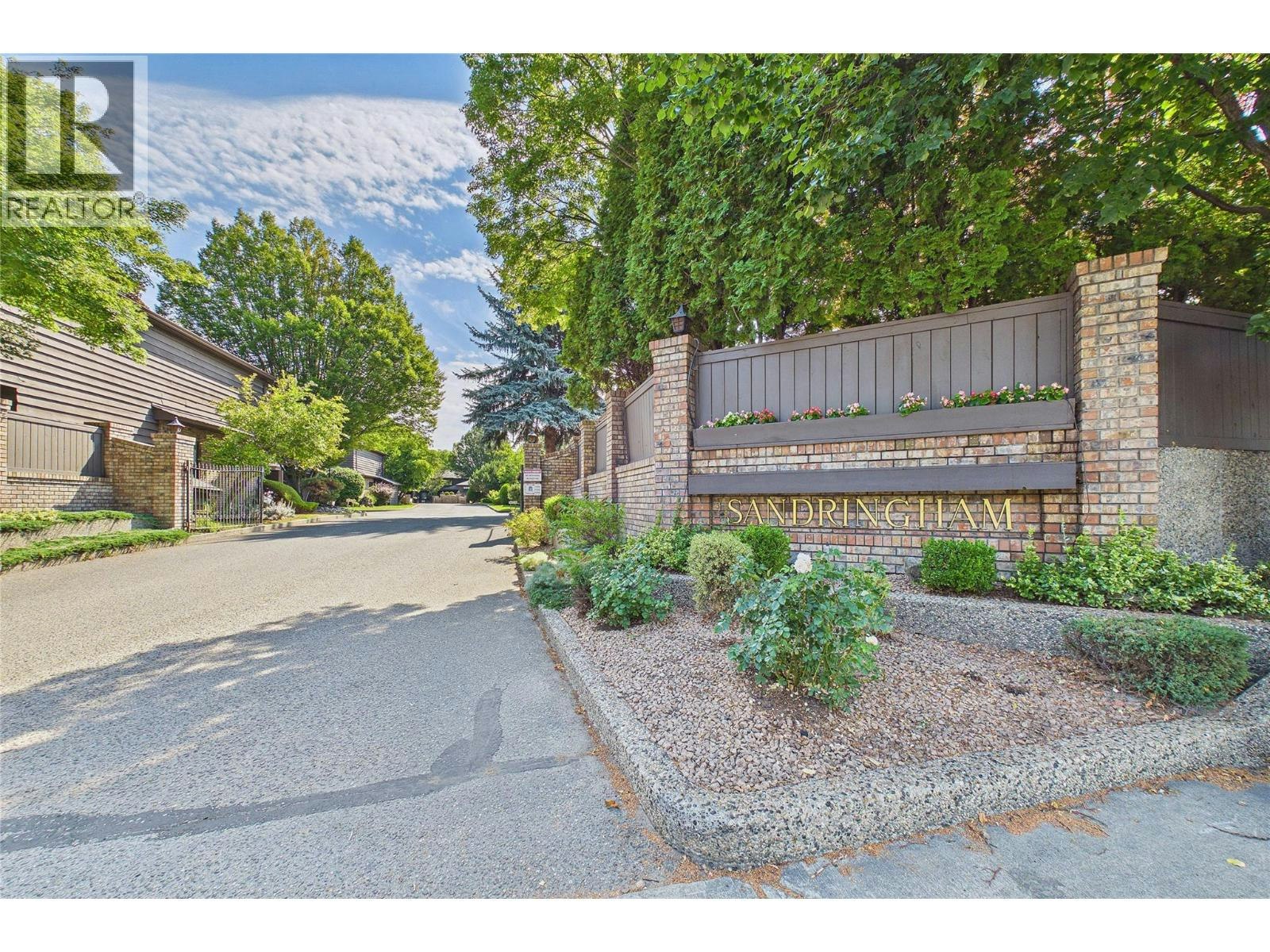 162-1995 Burtch Road, Kelowna, BC, V1Y 4B4