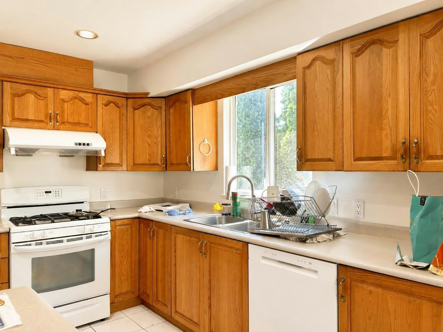 8200 Nechako Drive, Delta, BC, V4N 6M3 - 4