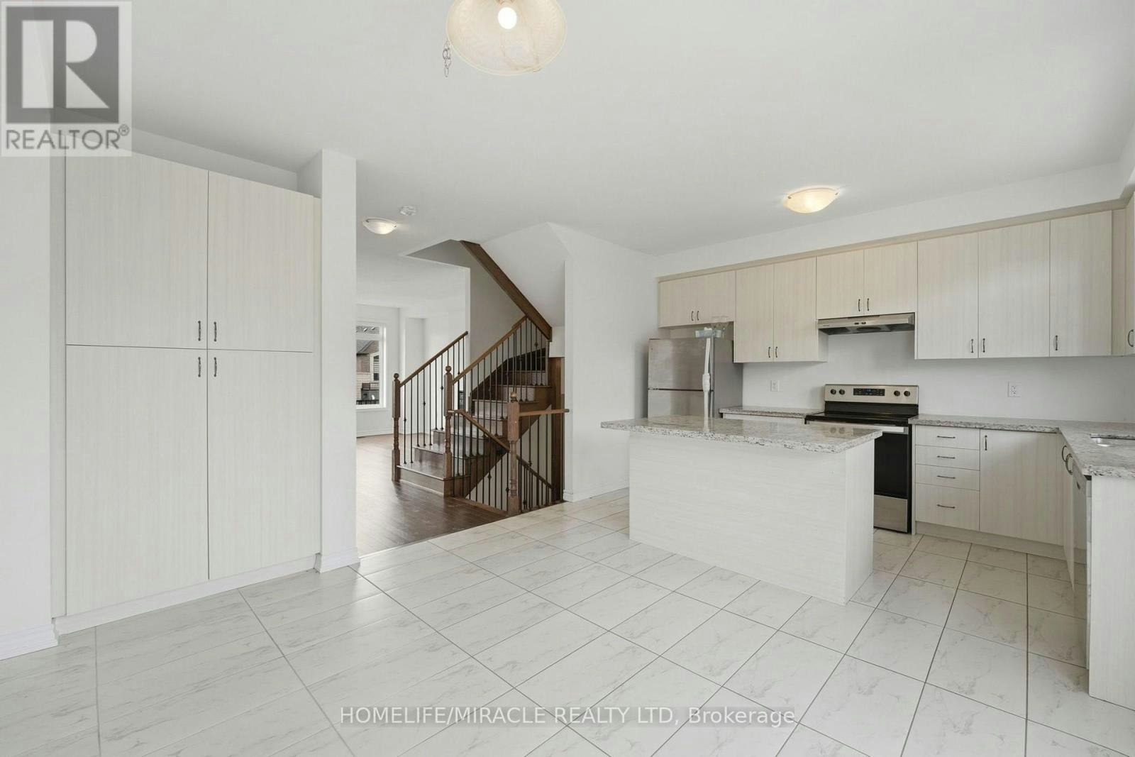 15 Camino Real Drive, Caledon, ON, L6A 3W7 - 15