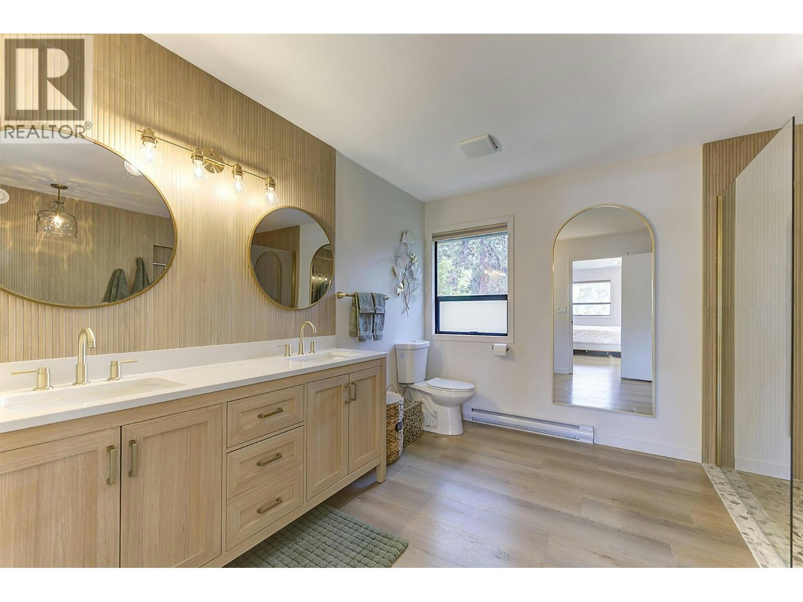 687 Barnaby Road, Kelowna, BC, V1W 4N8 - 41
