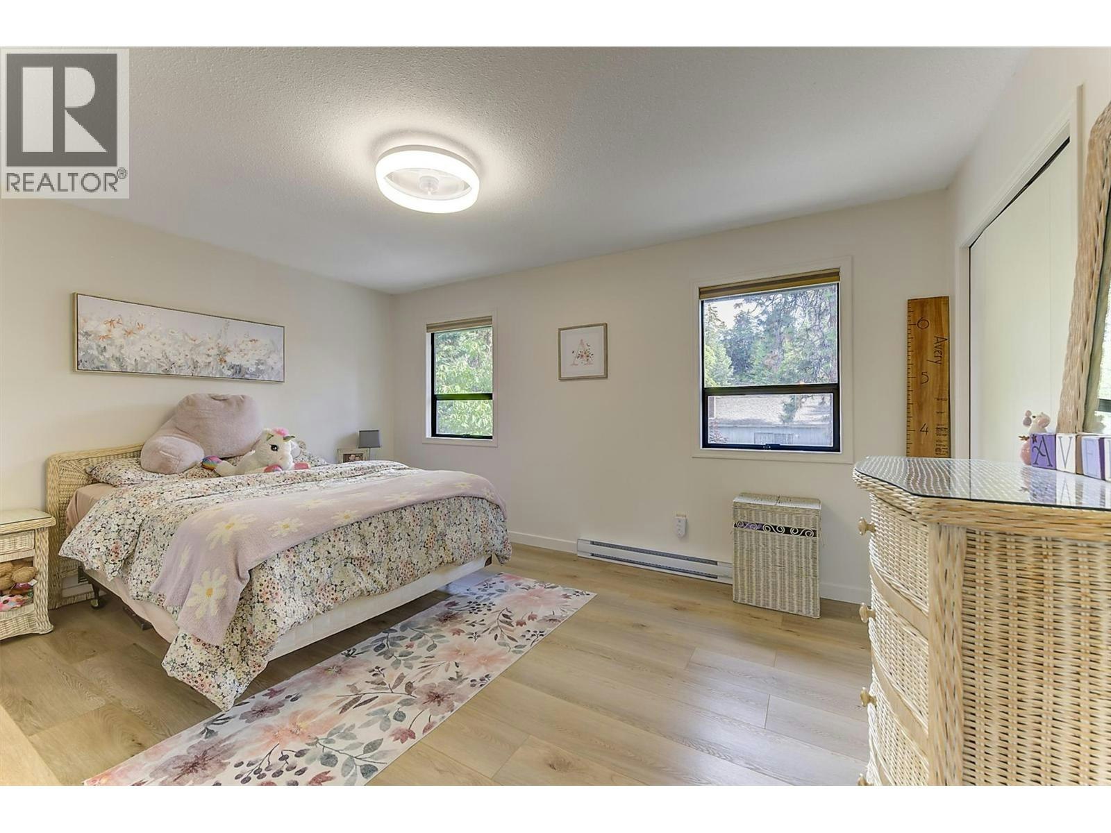 687 Barnaby Road, Kelowna, BC, V1W 4N8 - 47