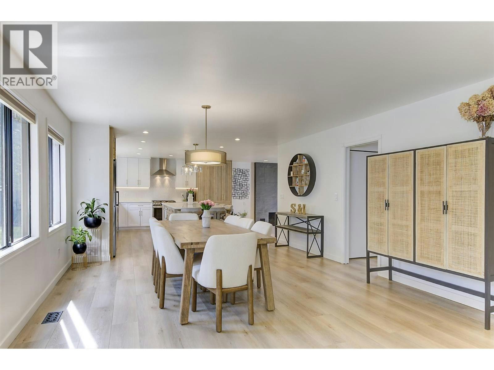 687 Barnaby Road, Kelowna, BC, V1W 4N8 - 19