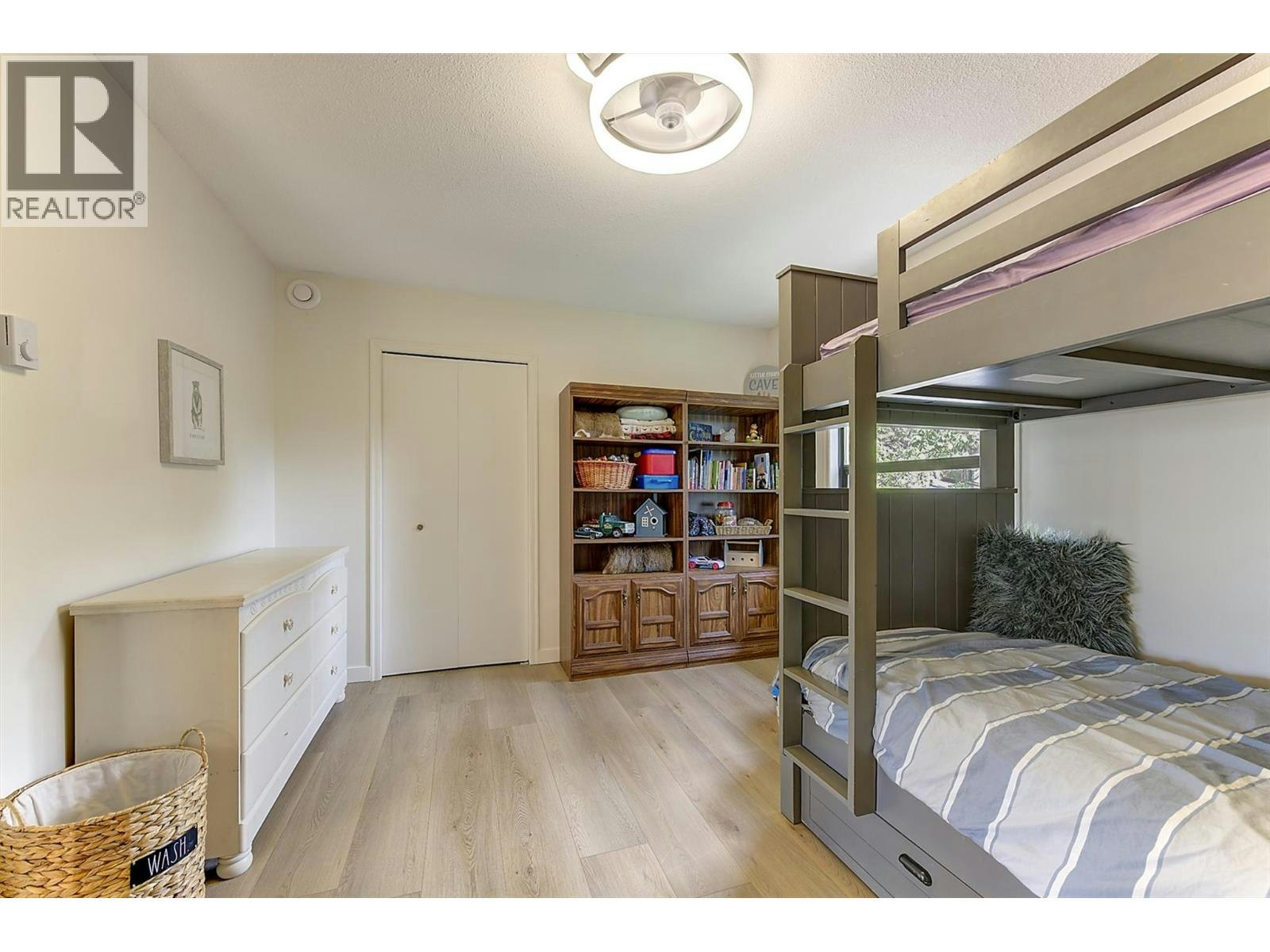 687 Barnaby Road, Kelowna, BC, V1W 4N8 - 46