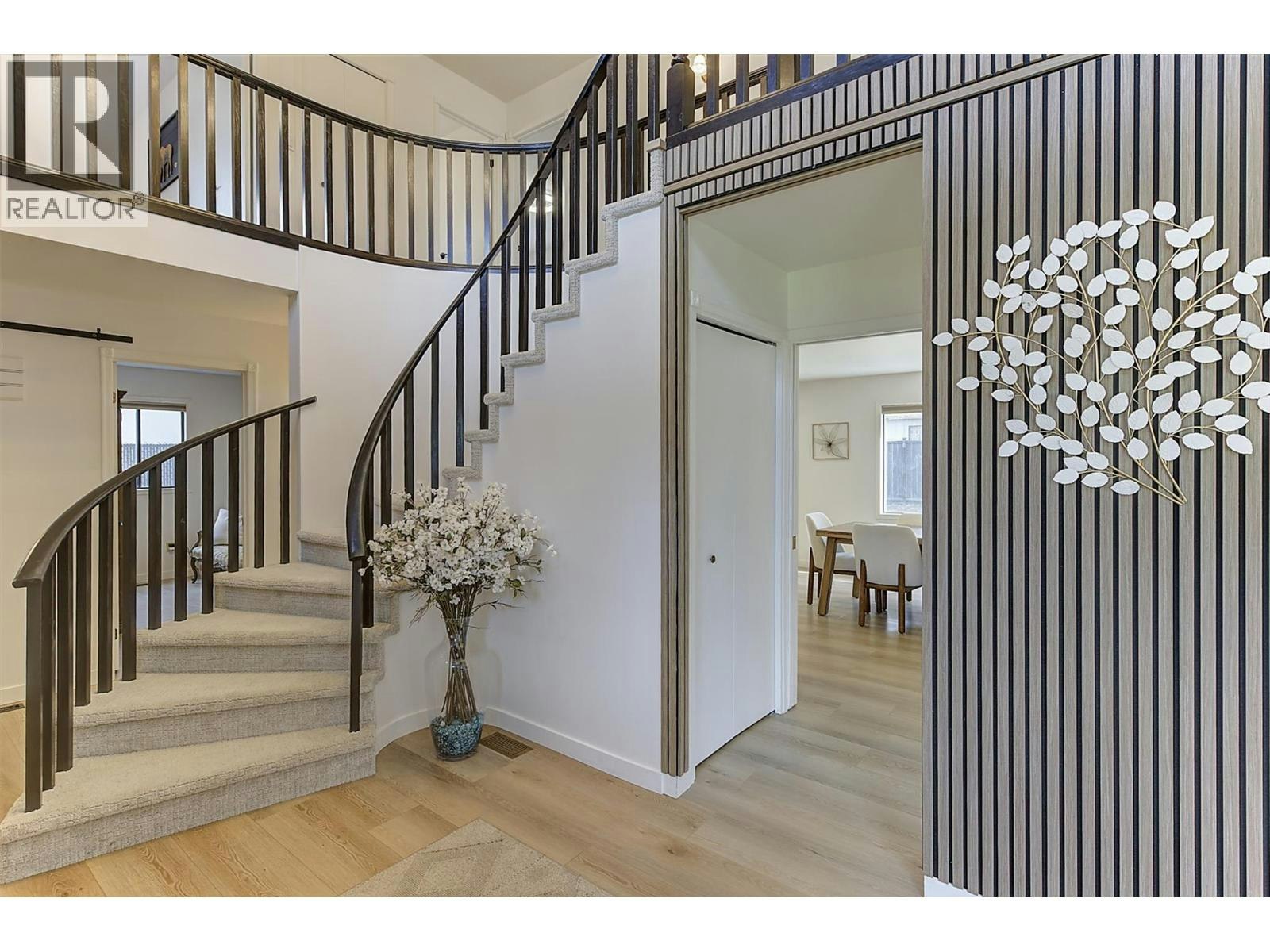 687 Barnaby Road - 3