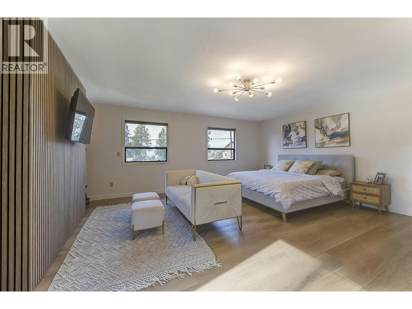 687 Barnaby Road, Kelowna, BC, V1W 4N8 - 33