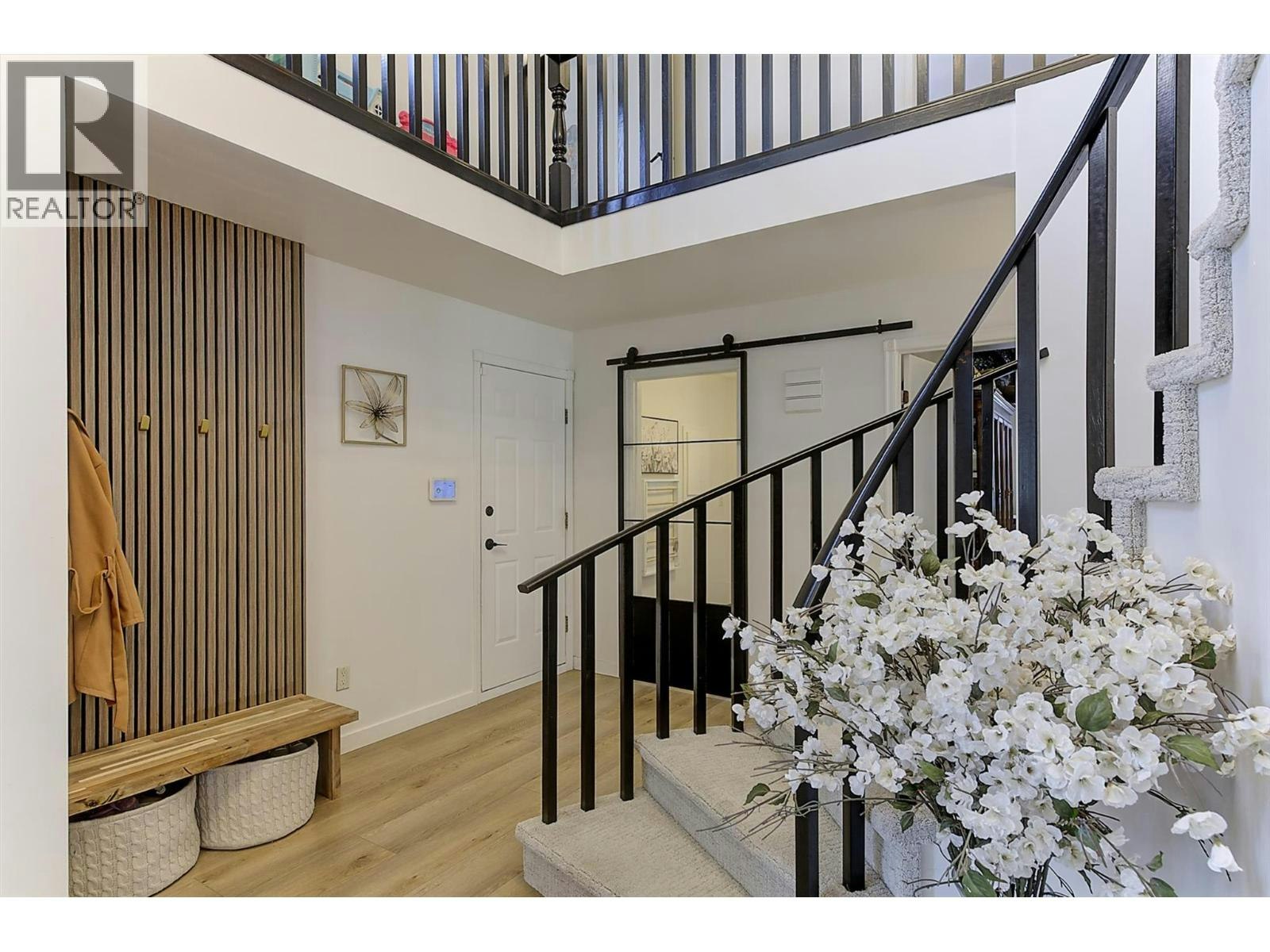 687 Barnaby Road - 4