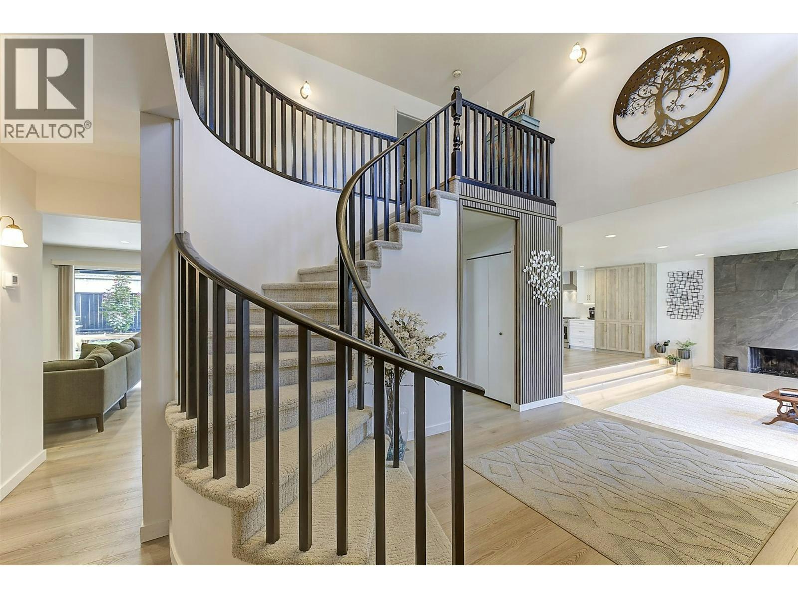 687 Barnaby Road, Kelowna, BC, V1W 4N8 - 29