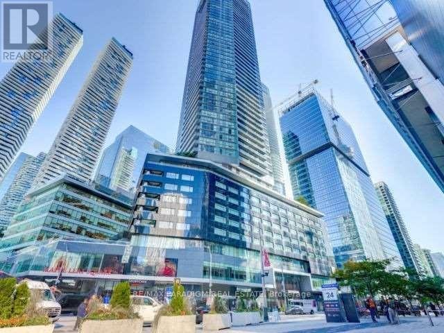 3204-65 Bremner Boulevard, Toronto, ON, M5J 0A7