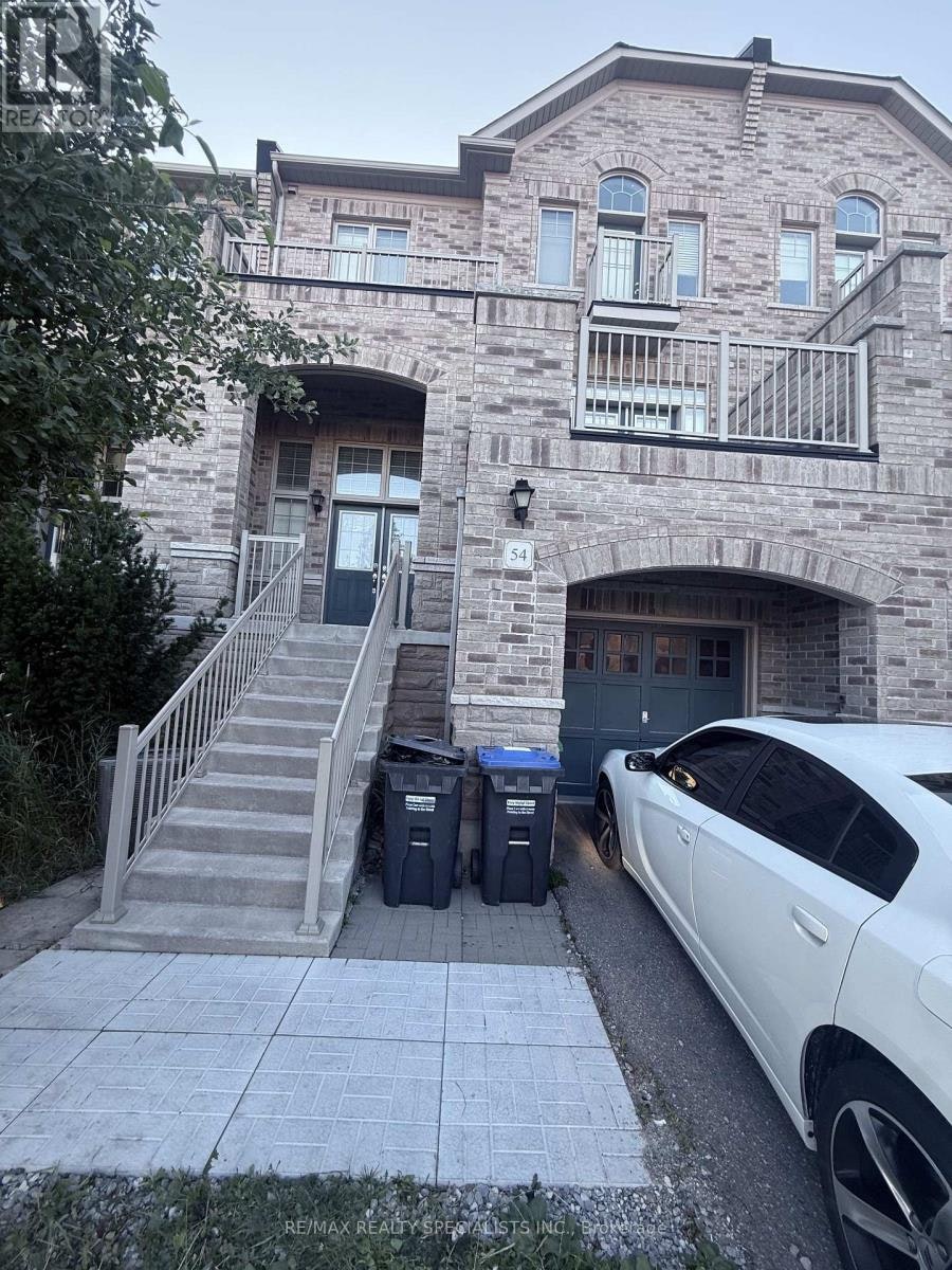 54 Chesterwood Crescent, Brampton, ON, L6Y 0Z4