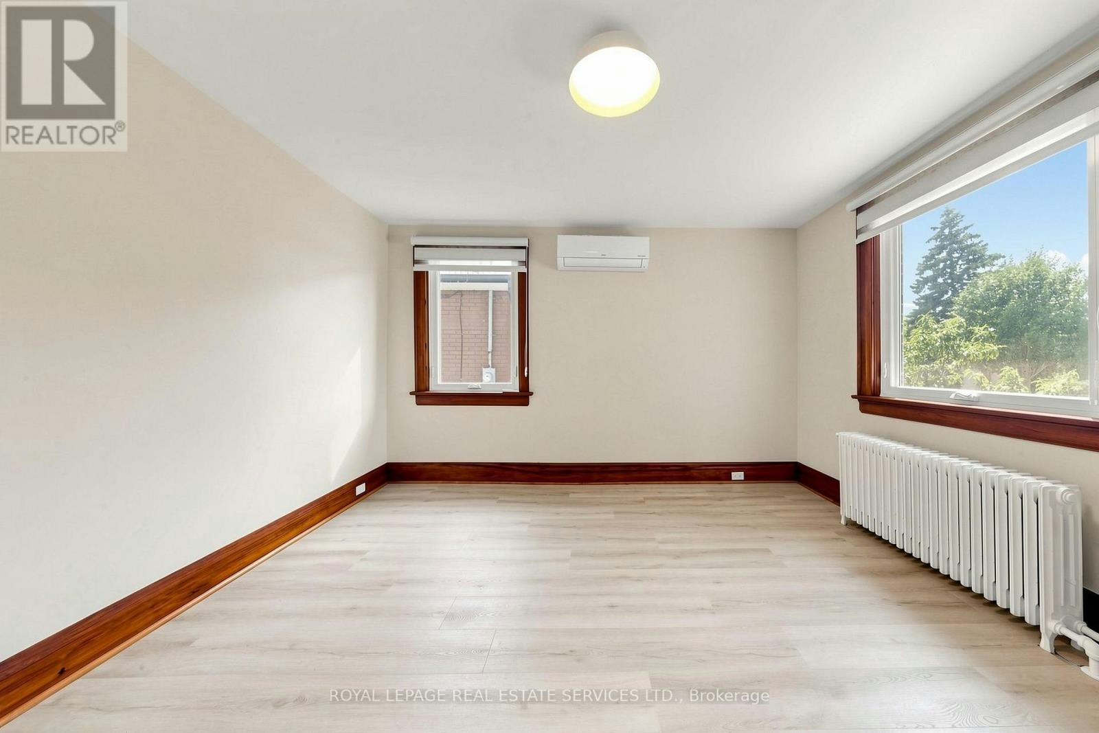 31 Rosemeade Avenue, Toronto, ON, M8Y 3A2 - 5