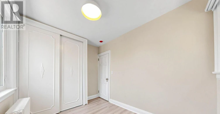 31 Rosemeade Avenue, Toronto, ON, M8Y 3A2 - 14