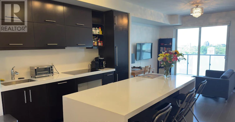705-1080 Bay Street, Toronto, ON, M5S 0A6 - 5