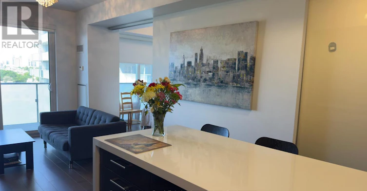 705-1080 Bay Street, Toronto, ON, M5S 0A6 - 2