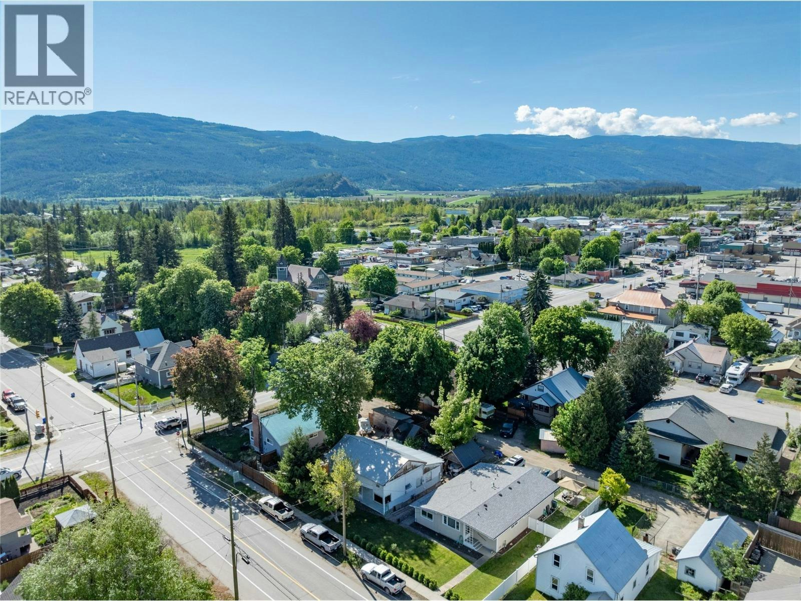 704 Knight Avenue, Enderby, BC, V0E 1V0