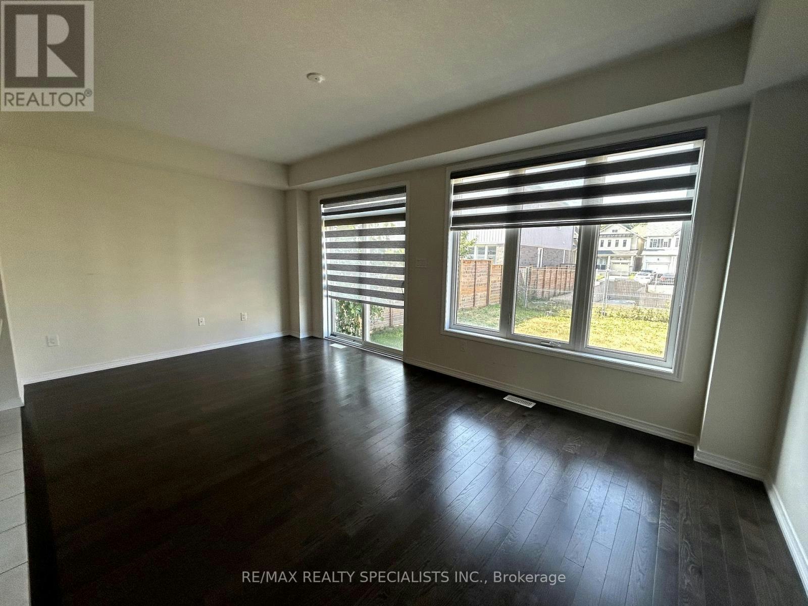 8749 Sourgum Avenue, Niagara Falls, ON, L2H 3S3 - 2