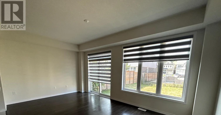 8749 Sourgum Avenue, Niagara Falls, ON, L2H 3S3 - 2