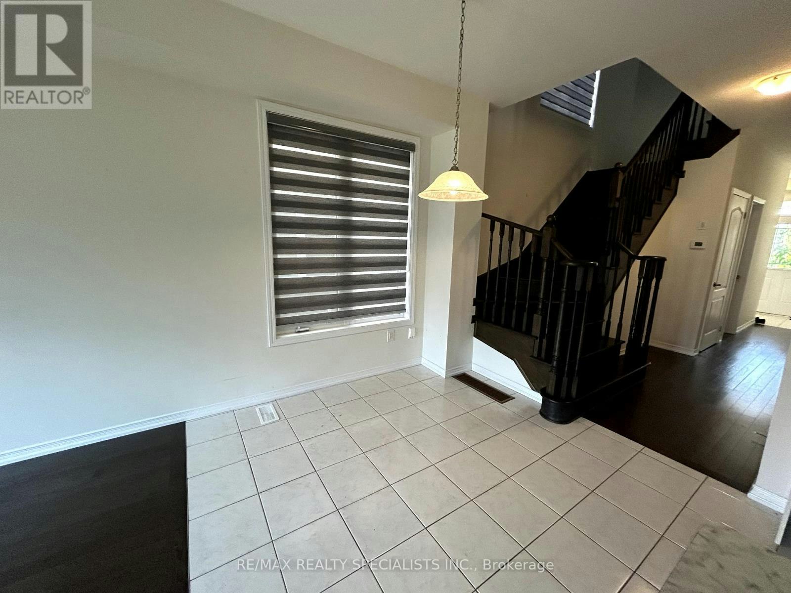 8749 Sourgum Avenue, Niagara Falls, ON, L2H 3S3 - 9