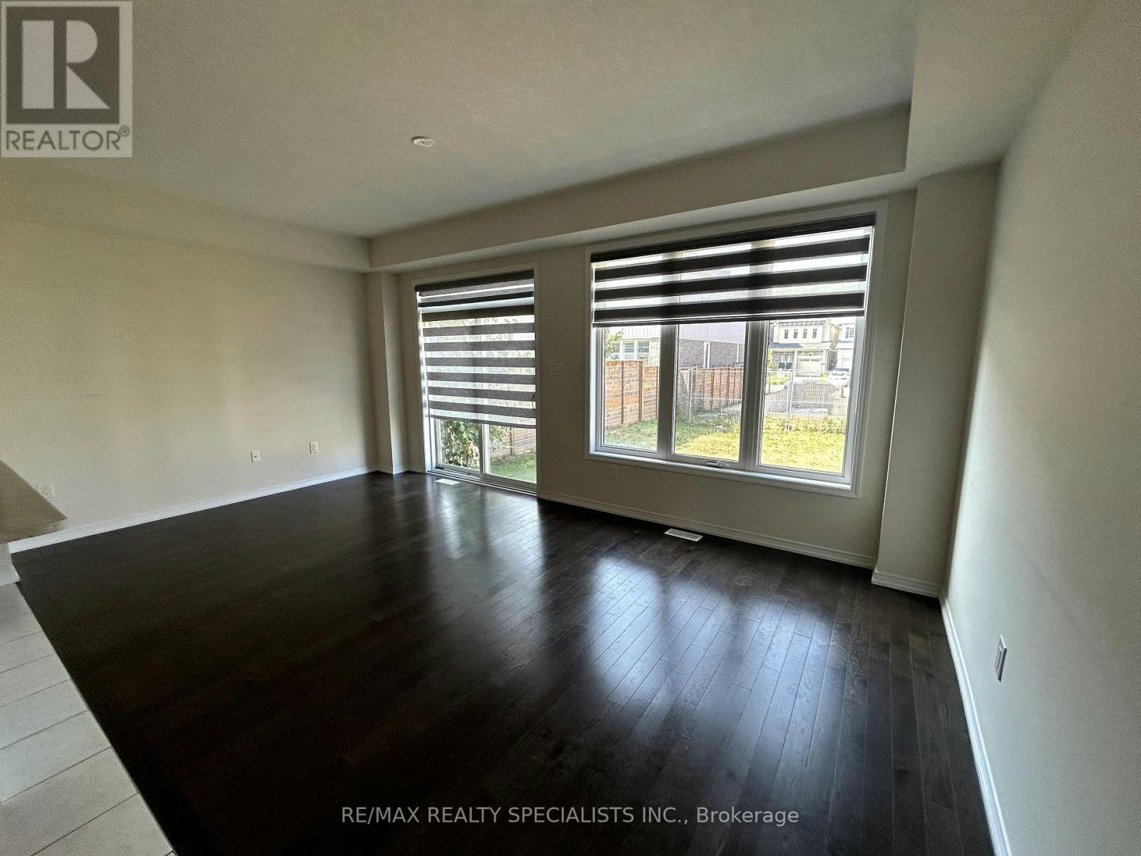 8749 Sourgum Avenue, Niagara Falls, ON, L2H 3S3 - 8