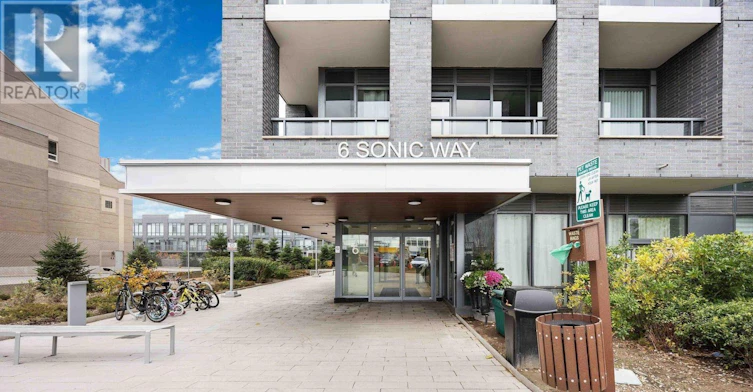 N906-6 Sonic Way, Toronto, ON, M3C 0P1 - 2