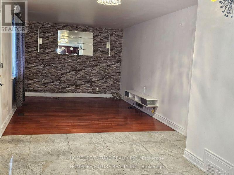 MAIN-5 Sherwood Avenue, Toronto, ON, M1R 1M7 - 3
