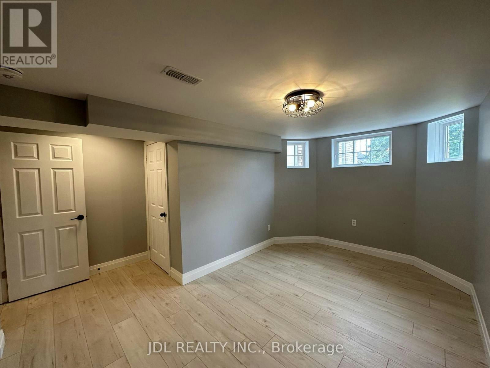 BASEMENT-46 Monique Crescent N, Barrie, ON, L4M 6Y3 - 7