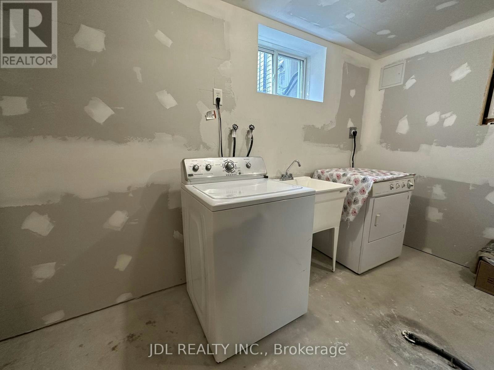 BASEMENT-46 Monique Crescent N, Barrie, ON, L4M 6Y3 - 15