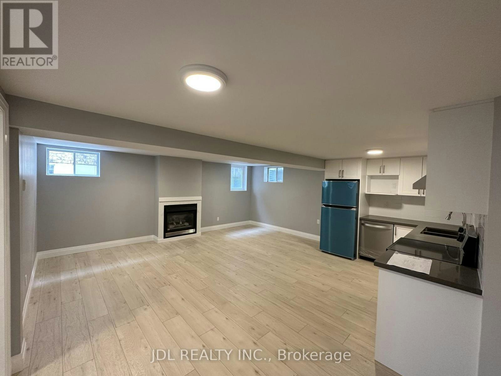 BASEMENT-46 Monique Crescent N, Barrie, ON, L4M 6Y3 - 2