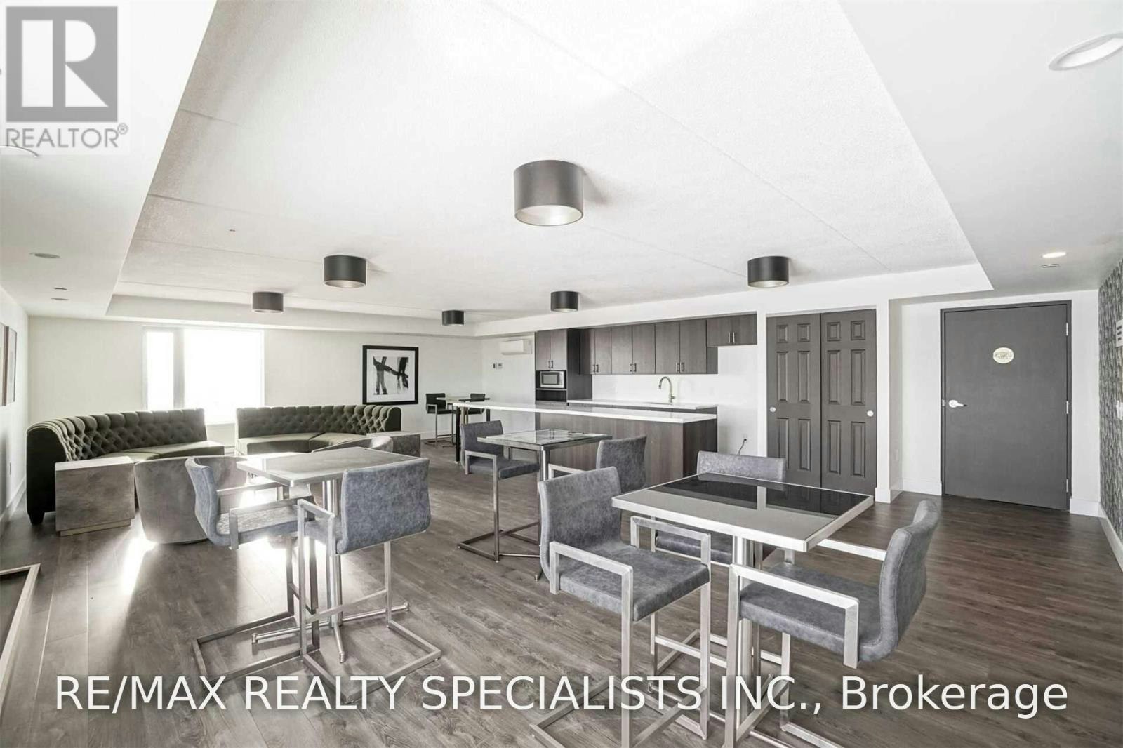 702-716 Main Street E, Milton, ON, L9T 9L9 - 16
