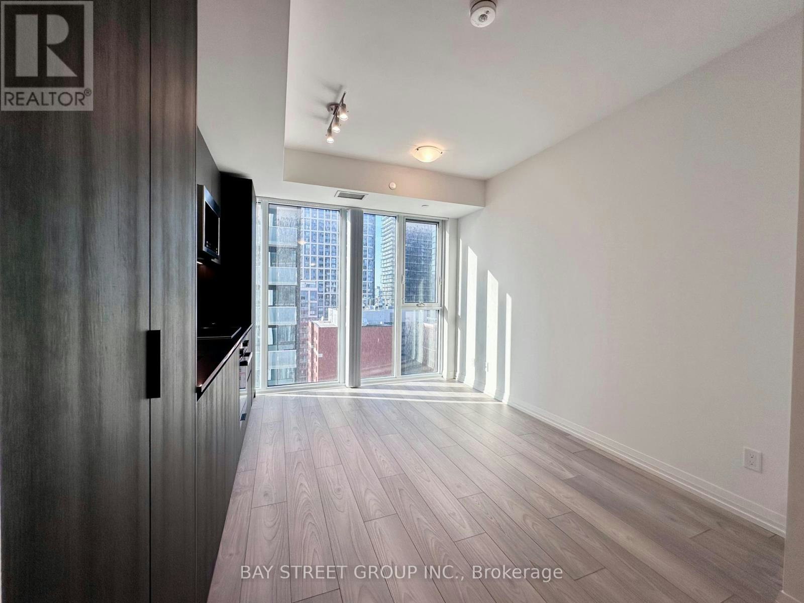 1902-400 King Street W, Toronto, ON, M5V 1K2 - 2