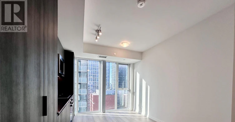 1902-400 King Street W, Toronto, ON, M5V 1K2 - 2