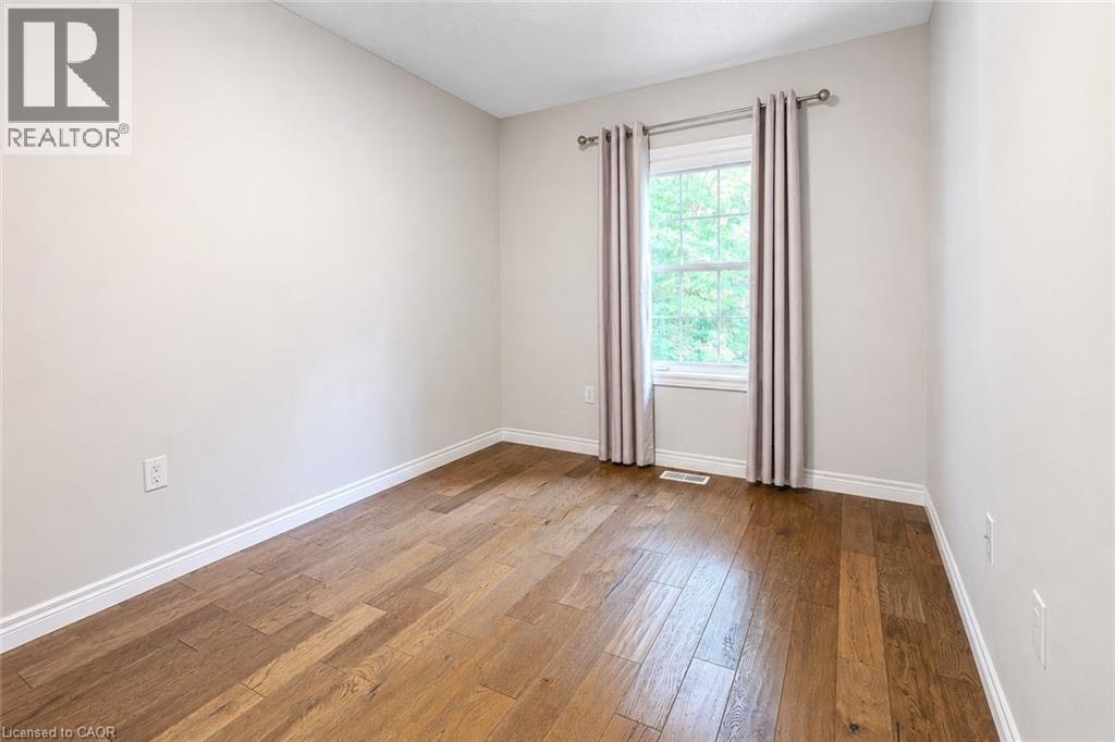 133 St Leger Street, Kitchener, ON, N2H 0B2 - 15