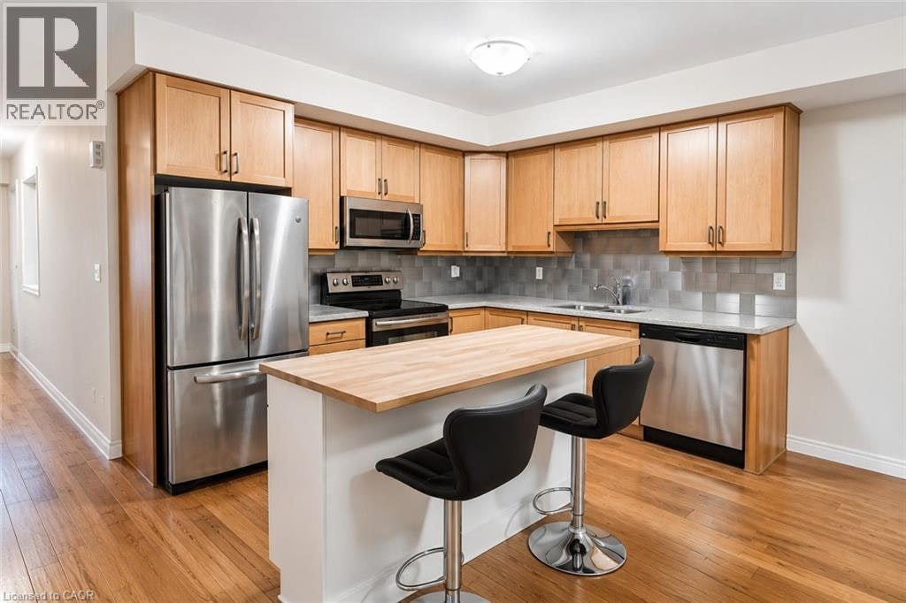 133 St Leger Street, Kitchener, ON, N2H 0B2 - 6
