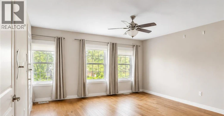 133 St Leger Street, Kitchener, ON, N2H 0B2 - 10
