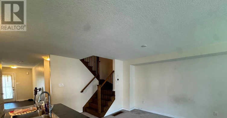 4 Prestwick Street, Hamilton, ON, L8J 0K6 - 6