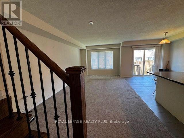 4 Prestwick Street, Hamilton, ON, L8J 0K6 - 4