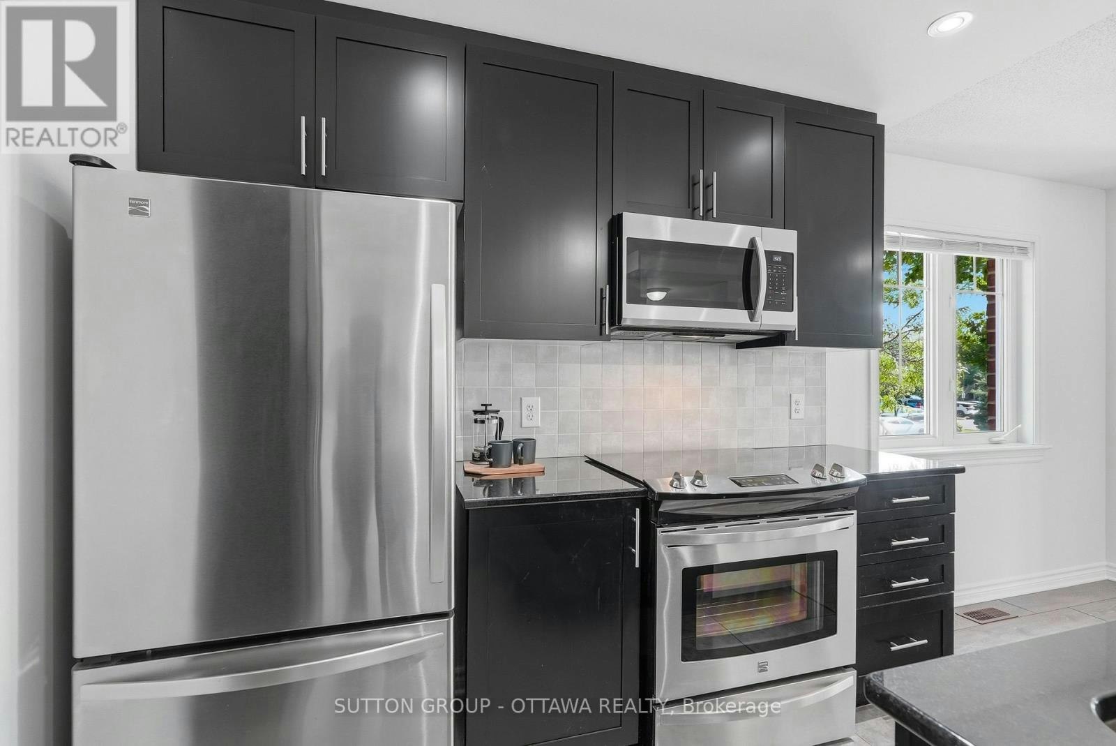 2563 Longfields Drive, Ottawa, ON, K2J 2L7 - 10