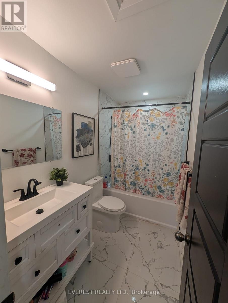 11 Kecala Road S, Toronto, ON, M1P 1K5 - 5