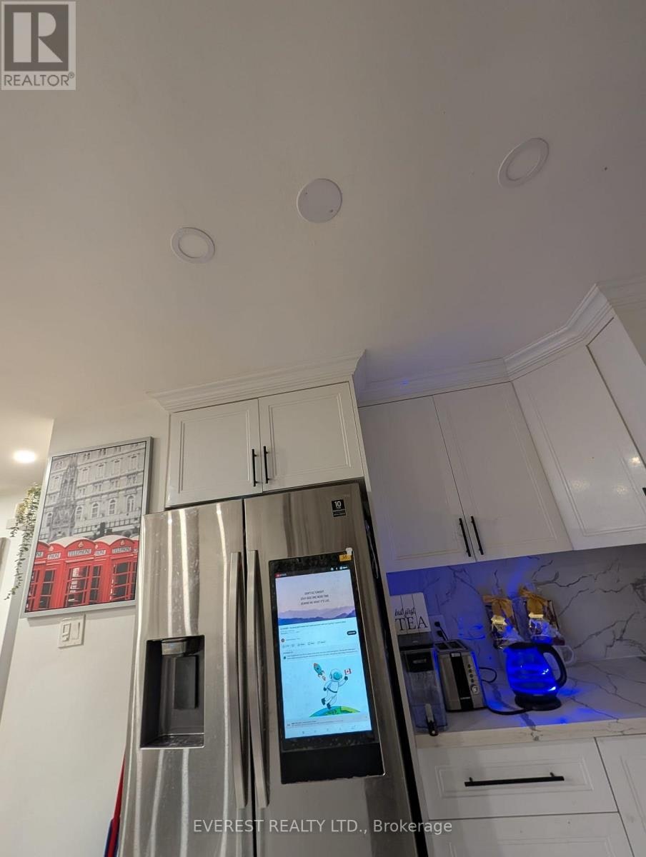 11 Kecala Road S, Toronto, ON, M1P 1K5 - 7