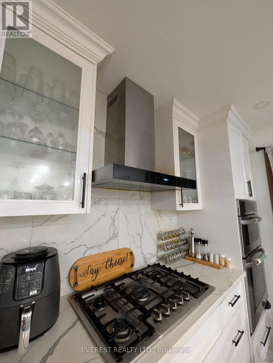 11 Kecala Road S, Toronto, ON, M1P 1K5 - 9