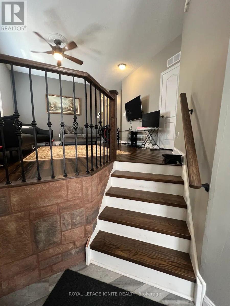 88 Baycliffe Drive, Whitby, ON, L1P 1W4 - 3
