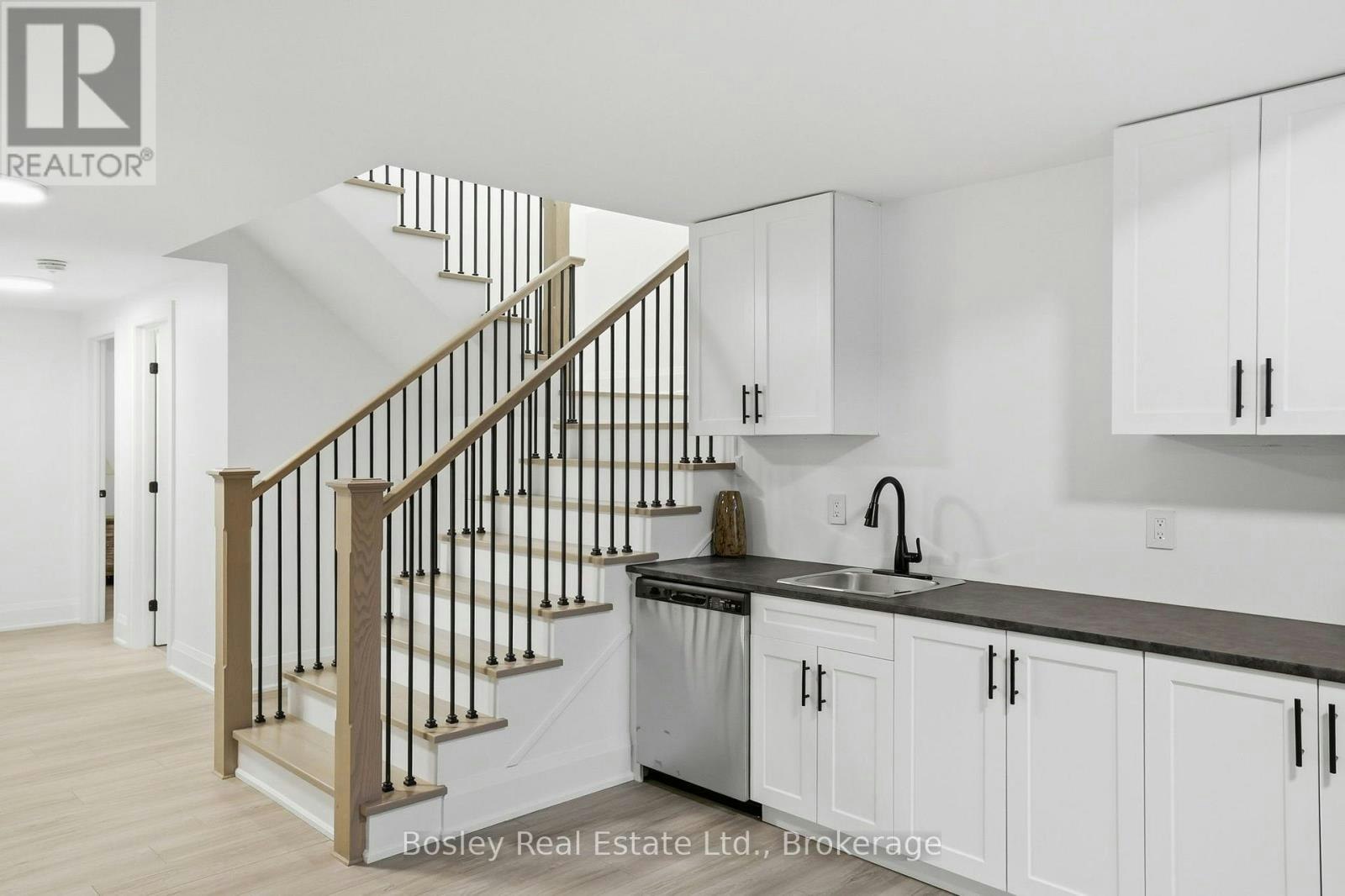 15 Private Mckay Drive, Oro-Medonte, ON, L4M 4Y8 - 35